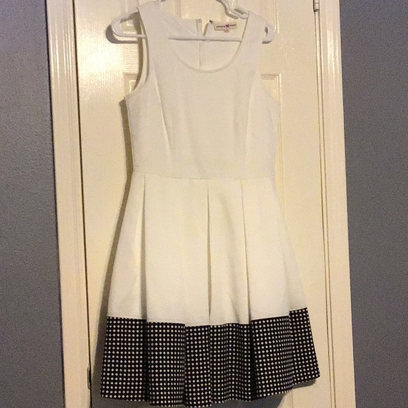 White tea dress - Picture 1 of 1